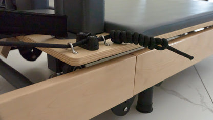 Low Price Home Oak Wood Folding Fitness Training Equipment Foldable Pilates Reformer