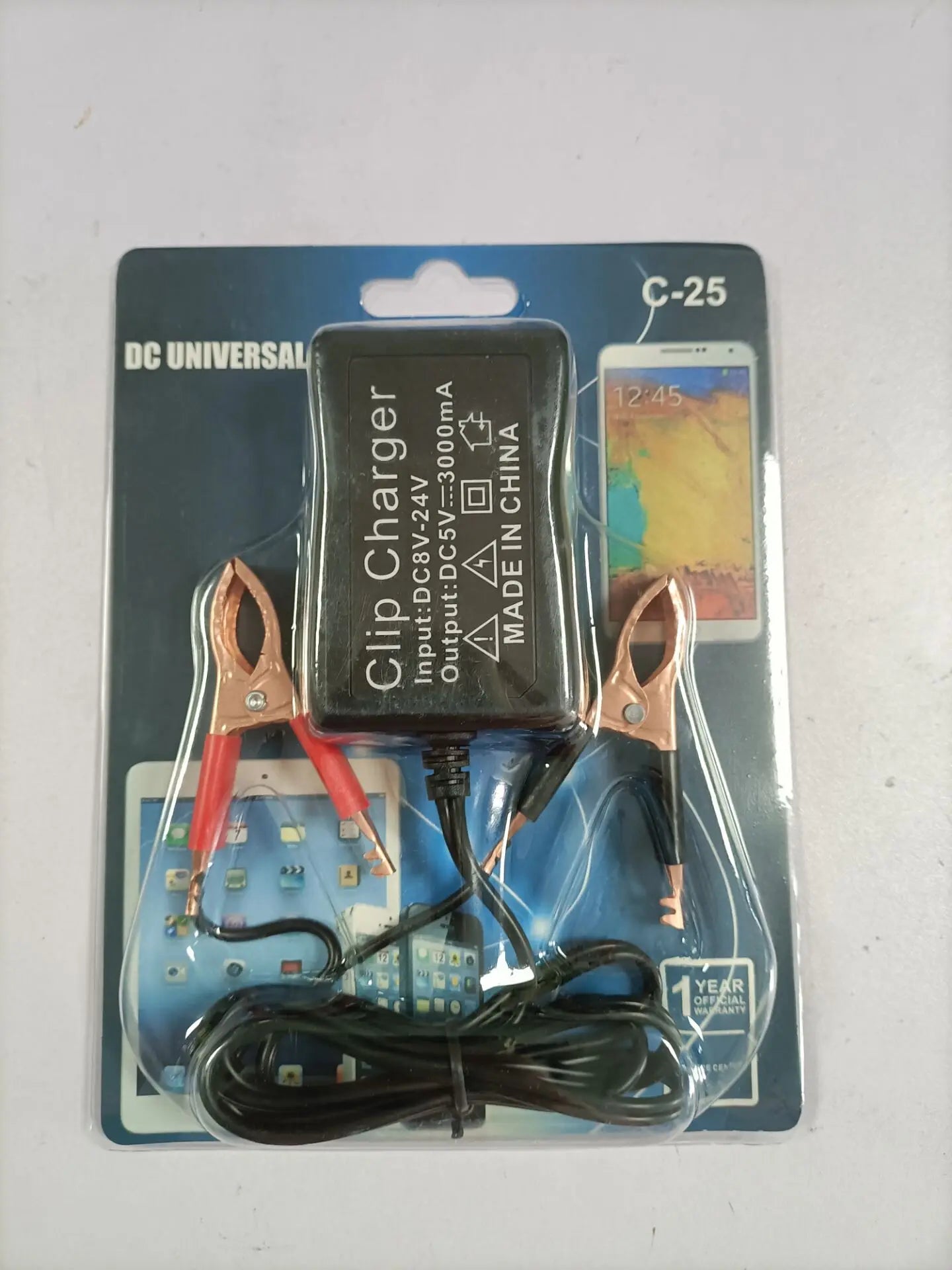Multi-port 12V24v battery mobile phone charger motorcycle car on board universal USB to 5V car 2.1A fast charge