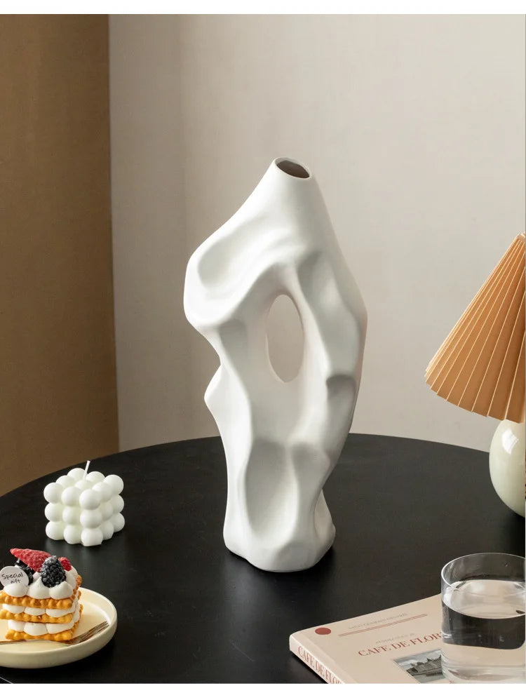 Irregular Home Living Room Desktop Atmosphere Decoration Modern and Minimalist Ceramic Vase Home Flower Arrangement Vase