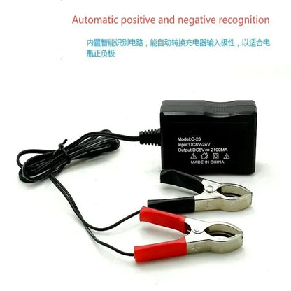 Multi-port 12V24v battery mobile phone charger motorcycle car on board universal USB to 5V car 2.1A fast charge