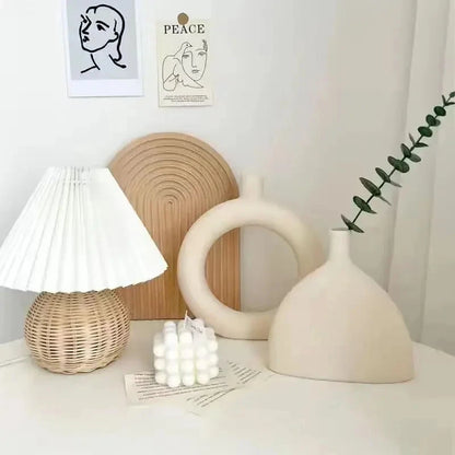 Bedroom Desktop Home Decor Photography Background Decor Modern Simple Ceramic Art Vase Dried Flowers Flower Arrangement Ornament